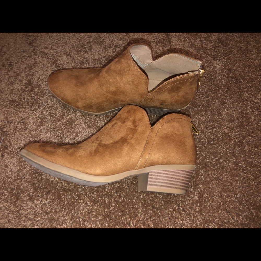 Booties - Picture 4 of 7